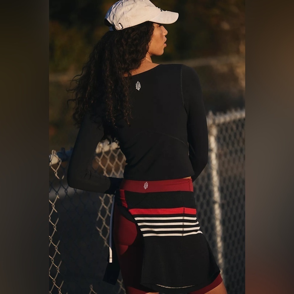 Free People Never Better Voop Solid Layer Top NWT - image 2